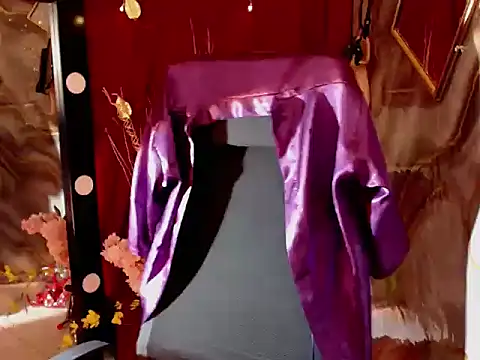 Queenscarlettsecret: απευθείας συνομιλία ΧΧΧ