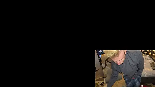 Вебкам-шоу Vuitton