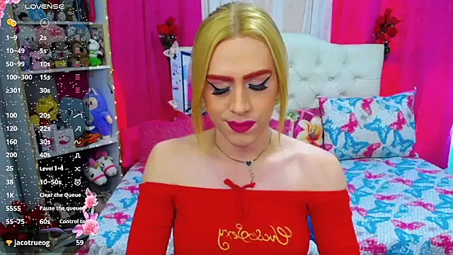 Pokazy przed kamerką – golden_girl01