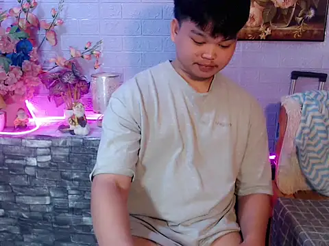 Rain_cum Webcamshow
