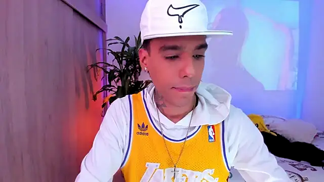 Damianwhite's Live XXX Chat