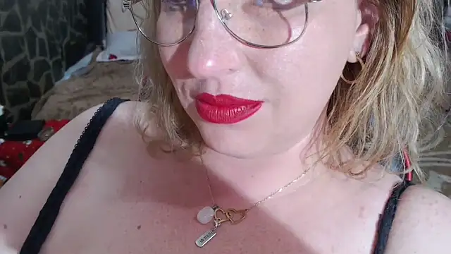 piticaforever Adlı Modelin Canlı XXX Sohbeti