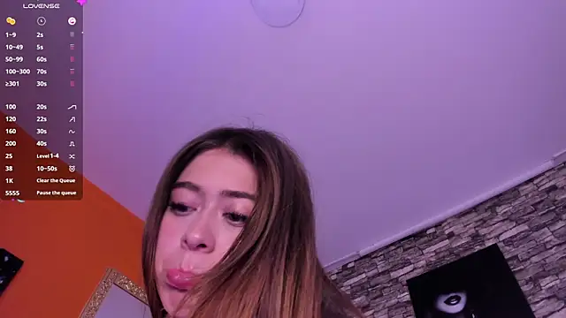 EmmilyClarkn Live XXX chat