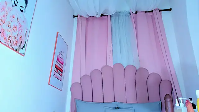 NicoleMadrirdのライブXXXチャット