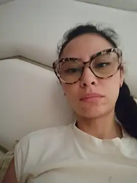 Chat +18 de laurent369_ ao vivo