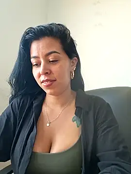 Chat +18 de Luianna ao vivo