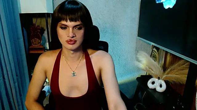 Pokazy przed kamerką – Bella_CiaoX
