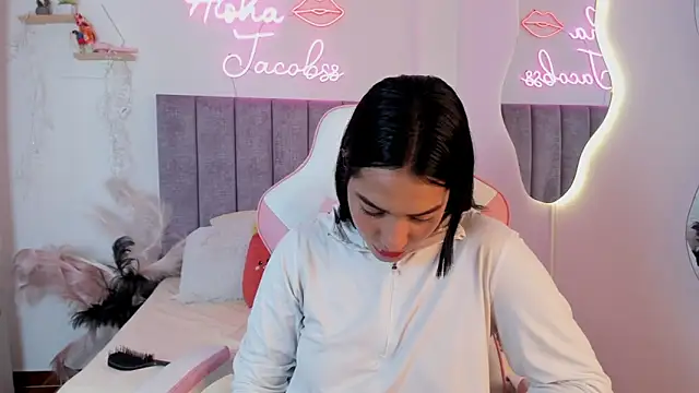 XXX chat uživo modela jacobss_gh