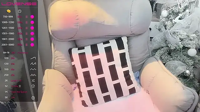 Monica-666888- Show Webcam