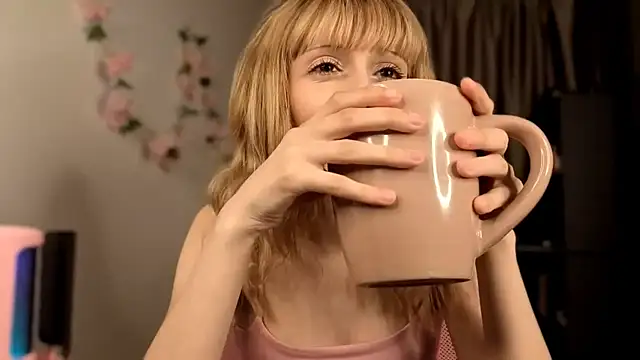 TaiteFairfield – Naživo XXX chat