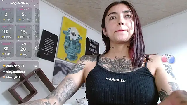 ZoeBakers_ Chat XXX in diretta
