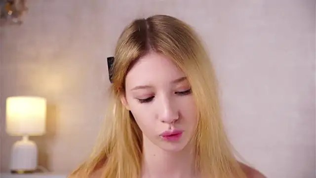 SunnivaCovil Live XXX-Chat