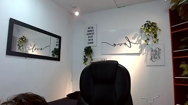 XXX chat uživo modela Ryan_grayx