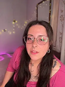 دردشة Mizztikaa الجنسية المباشرة
