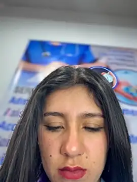 CAROLINE__07 live XXX chat