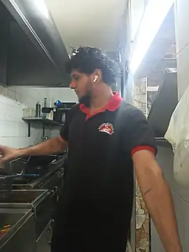 prototipoA45 Adlı Modelin Canlı XXX Sohbeti