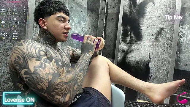 Gury_tattoo – Live XXX-chat
