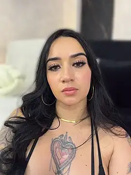 XXX chat uživo modela EmmyEvans1