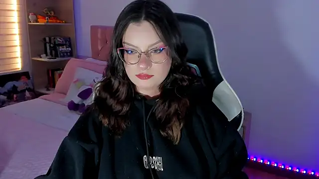 OphelianaRose33's Live XXX Chat