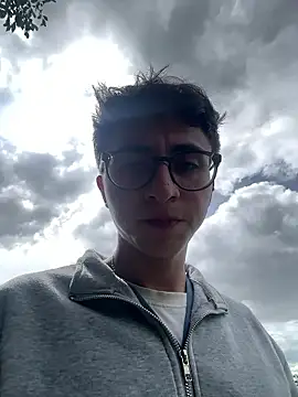 CamiRojas_boy 在線直播表演