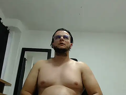 cloudsxxx Adlı Modelin Canlı XXX Sohbeti