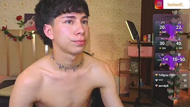 kaelwolf_tay's Live XXX Chat