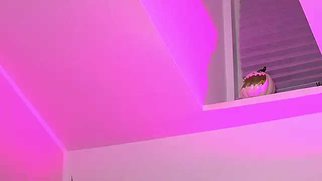 Chatroom XXX en direct de JessieePink