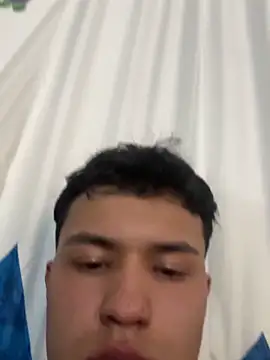 El_awo_ Adlı Modelin Canlı XXX Sohbeti