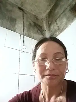 Chat +18 de Cucci07 ao vivo