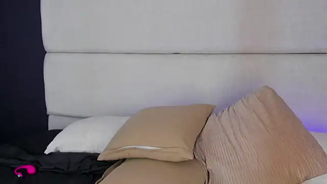 Czat XXX na żywo – AmmyJones_