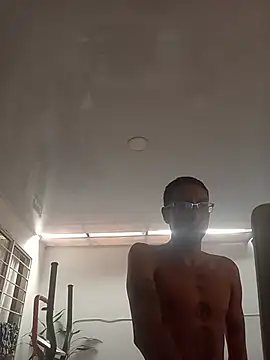 mellow_smoken Live XXX chat