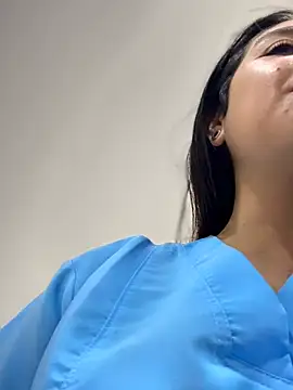 دردشة CAROLINE__07 الجنسية المباشرة