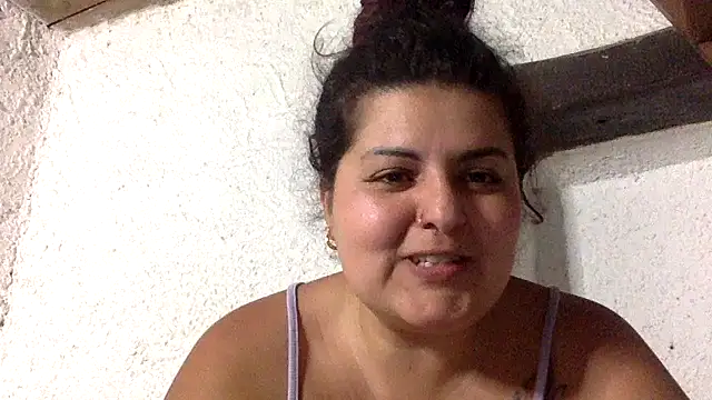 Chat XXX en directo de Velvetshadow_48