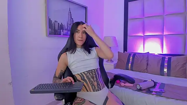 دردشة MeganPresleyy الجنسية المباشرة