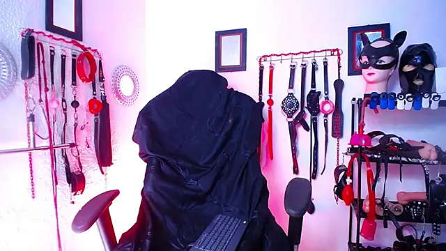 Czat XXX na żywo – SloppyBdsm_Rubi