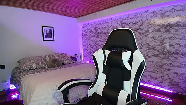 Chat XXX Live Camila_IRoose