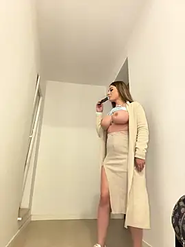 IsabellaEtthan Chat XXX in diretta