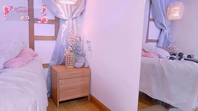 RenataLeclairのライブXXXチャット