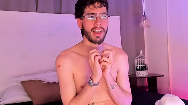 Jason_23__ Adlı Modelin Canlı XXX Sohbeti