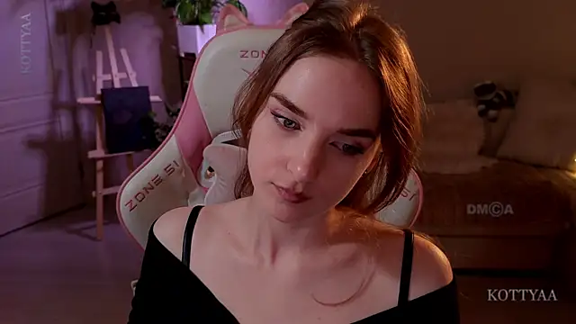 -Kottyaa- Chat XXX live