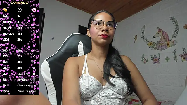 alisson_hoffman05's Live XXX Chat