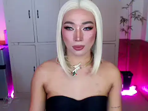 Spicy_kinky – Kamerová šou