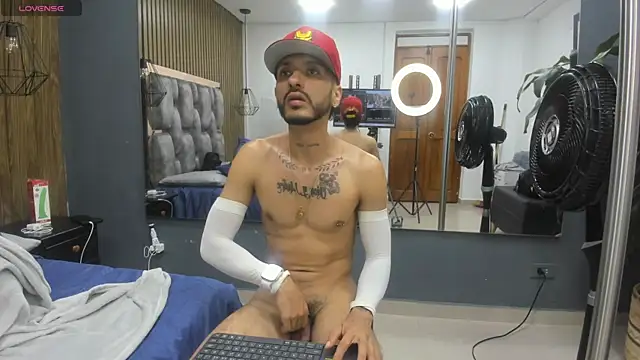 Chat +18 de denis_winslow ao vivo
