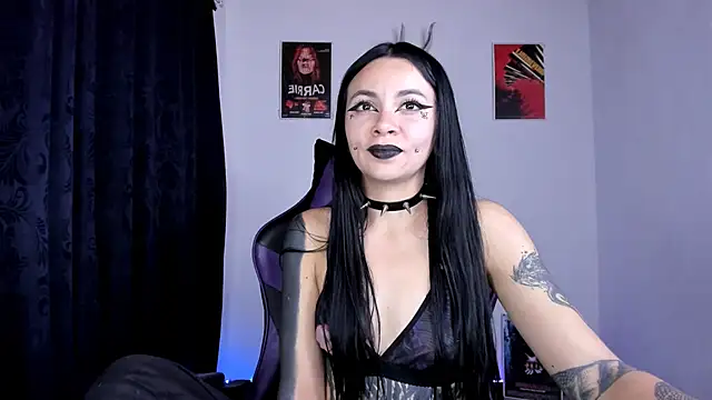 emilydolll666 现场XXX聊天