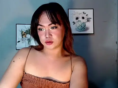 Asianblk_barbiedoll webcam show