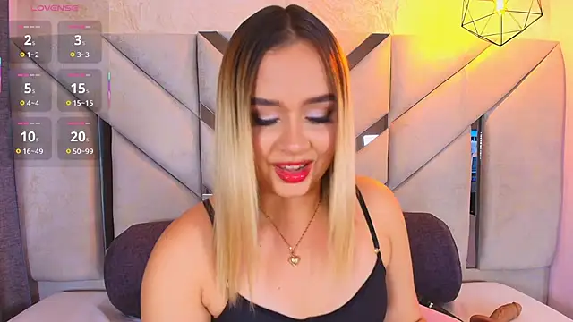 Sofia_pamela_: απευθείας συνομιλία ΧΧΧ