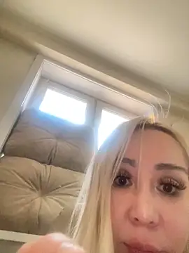 Yulianna_Smith's Live XXX Chat
