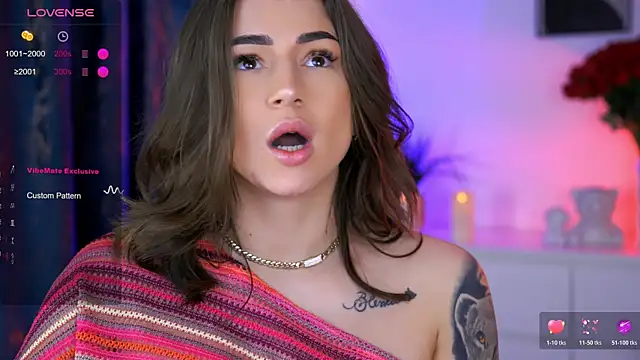 دردشة AishaSins الجنسية المباشرة