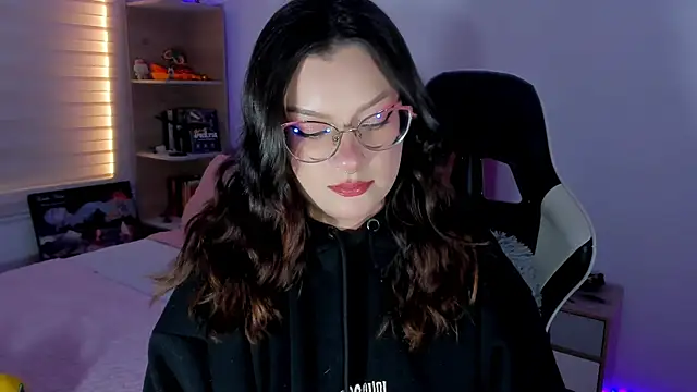 OphelianaRose33's Live XXX Chat