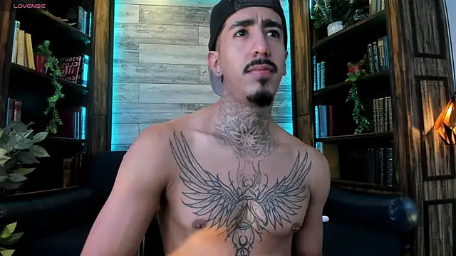 Donovan_Desmond Webcam-Show